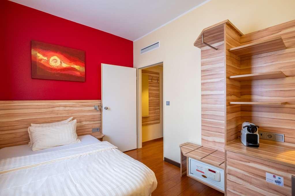 Quality Hotel, Star Inn Premium Bremen Ruang foto