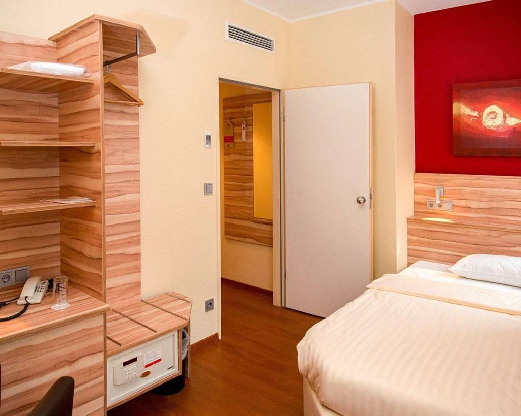 Quality Hotel, Star Inn Premium Bremen Ruang foto