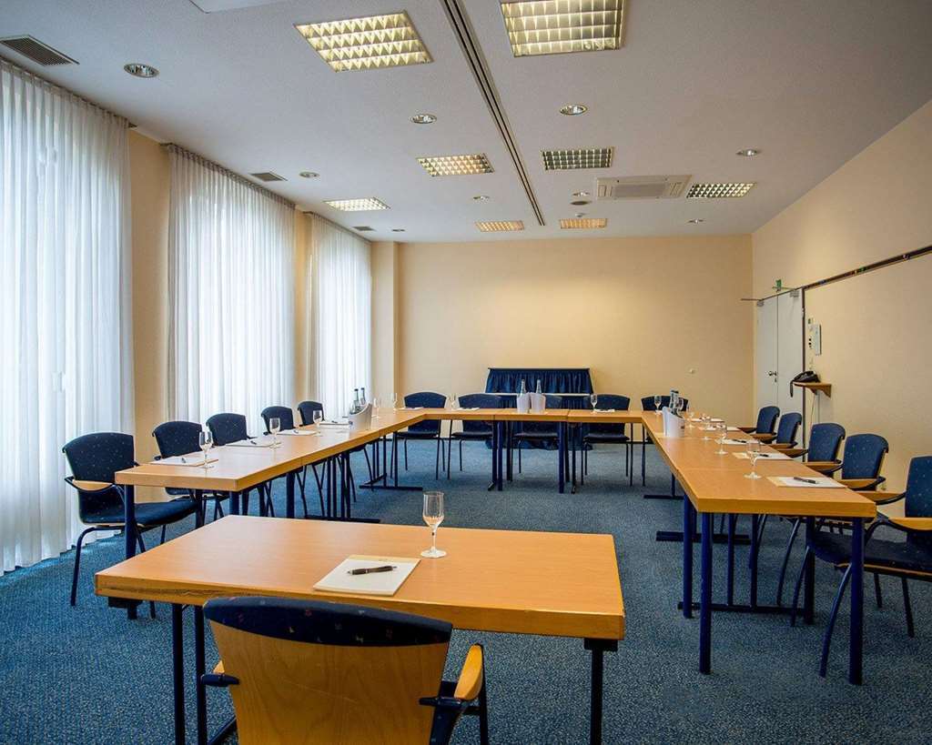 Quality Hotel, Star Inn Premium Bremen Restoran foto